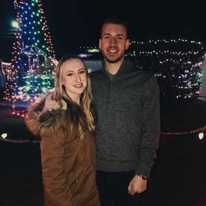 Meet your Posher, Abbey